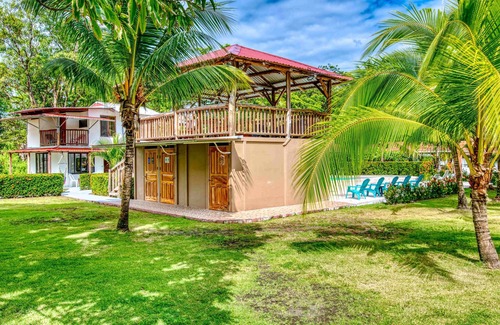 Parrita Casa | Fully Equipped Bungalow 2