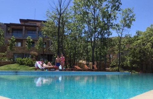 Kfardebian Apartamento | Fully equipped Cozy Chalet in Redrock Faqra