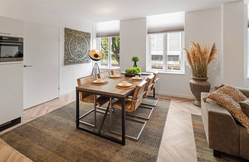 Roosendaal Apartamento | Totalmente equipado para viajes de negocios o comidas acogedoras. Lavadora, secadora, máquina de café, etc.