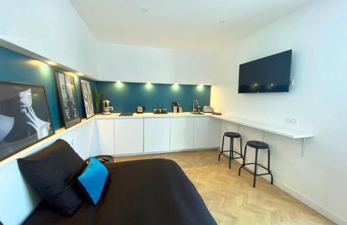 Cote Ouest Ormeaux Apartamento | Fully equipped luxury studio Center and beach 5 min away
