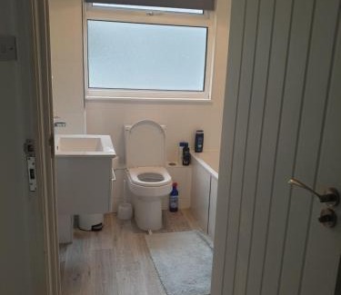 Birchanger Casa | Fully Equipped Modern 3 bedroom House