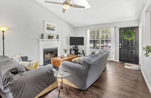 Mount Pleasant Casa | Fully Equipped Mount Pleasant Home Near Beaches and Downtown