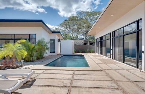 Tamarindo Apartamento | ¡Estudio totalmente equipado con ubicación central!