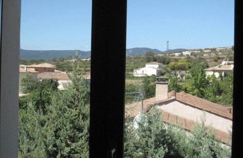 Saint-Genies-de-Fontedit Villa | Villa totalmente equipada con piscina privada en el histórico pueblo de Circulade