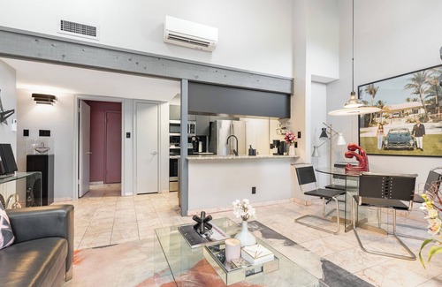 Medical Center District Condominio | Fully Furnished 1-bedroom condo in San Antonio Medical Center - 30 day Minimum