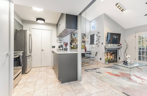 Medical Center District Condominio | Fully Furnished 1-bedroom condo in San Antonio Medical Center - 30 day Minimum