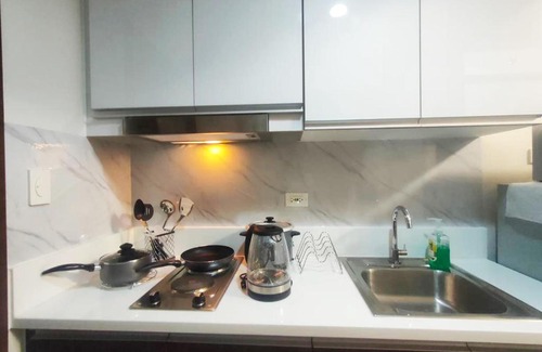 San Antonio Apartamento | Fully Furnished 1 Bedroom at SMDC Air Residence with Balcony City View