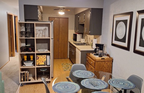 West Bend Condominio | Fully Furnished 2 Bedroom/1Bathroom - West Bend, WI