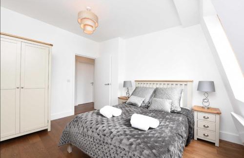 Canning Town Apartamento | Fully Furnished 2 Bedroom Apartment Canning Town close to 02 Arena, Canary Wharf with FREE Parking