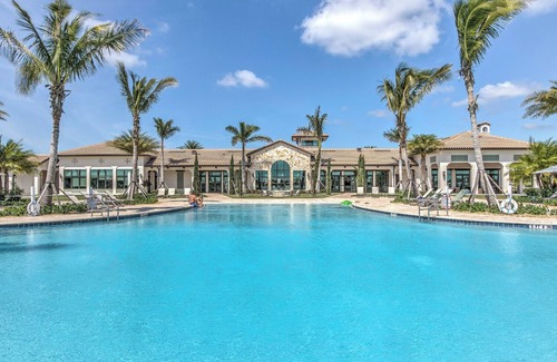 Nokomis Casa | Fully Furnished 3BR 2BA Single Family Home Style Community Toscana Isles Venice