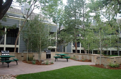 Baseline Sub Apartamento | Fully Furnished, All-Inclusive Apartment Near CU Boulder!