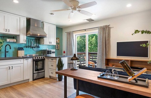 Calistoga Apartamento | Fully furnished apartment tucked away on-site at UpValley Inn & Hot Springs