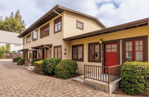 Downtown North Cabaña | Fully Furnished Cottage, Walking Distance To Down Town Palo Alto