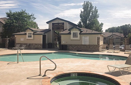 Fort Collins Condominio | EJECUTIVO TOTALMENTE AMUEBLADO CONDOMINIO DE 2 HABITACIONES / 2 BAÑOS CERCA DE CSU Y DE LA CIUDAD ANTIGUA