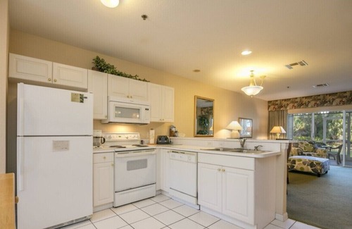 Naples Condominio | FULLY FURNISHED - GREENLINKS - LELY RESORT