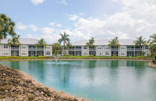 Naples Condominio | FULLY FURNISHED - GREENLINKS - LELY RESORT