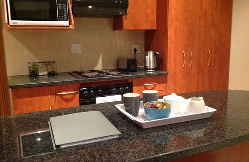 Bloemfontein Casa | Fully Furnished Monthly Stay in Pentagon Park