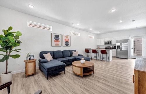 Bentonville Casa | Fully Furnished Modern Home