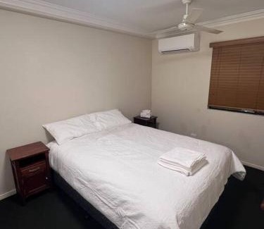 Emerald Casa | Fully Furnished Modern Unit in centre of city