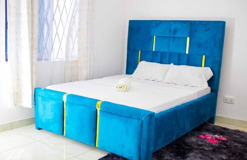 Ras Makamaiwe Cama Y Desayuno | Fully furnished onebedroom in Mombasa Bamburi Vescone1 estate