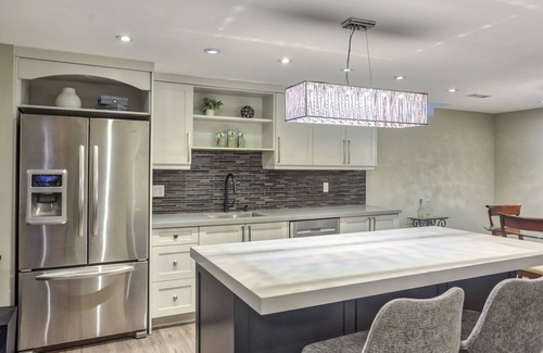 Richmond Hill Apartamento | Fully Furnished Private Guest Suite