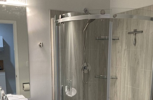 Novato Apartamento | Fully furnished, private entrance, cozy, quiet, near downtown & transit.