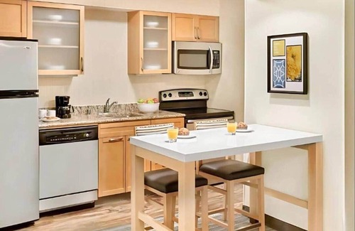 Sharonville Apartamento | Fully Furnished Studio | Flexible Stays | All-Inclusive