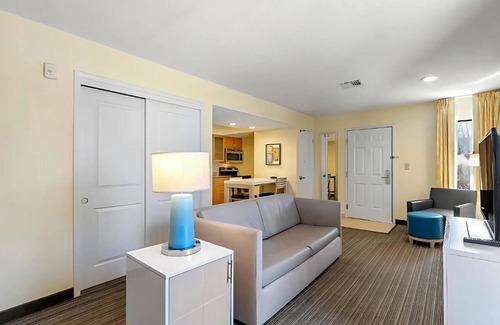 Springdale Apartamento | Fully Furnished Studio | Flexible Stays