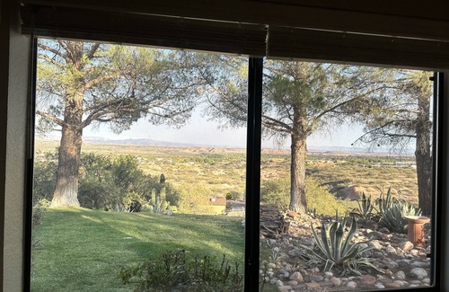 Clarkdale Apartamento | Fully-Furnished Studio within Our Home. Enjoy Panoramic Views and Desert Beauty