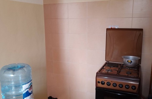 Tangana Apartamento | Fully furnished studio available in bamburi vescon one estate Welcome all