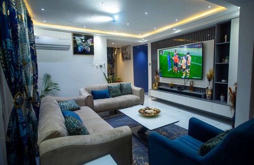Kumasi Apartamento | Fully Furnished Two Bedrooms, Modern Kitchen, Wifi