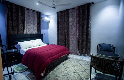Kumasi Apartamento | Fully Furnished Two Bedrooms, Modern Kitchen, Wifi