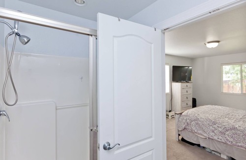 Pear Park Casa | Fully furnished, move-in ready 3 bed 2 bath house.
