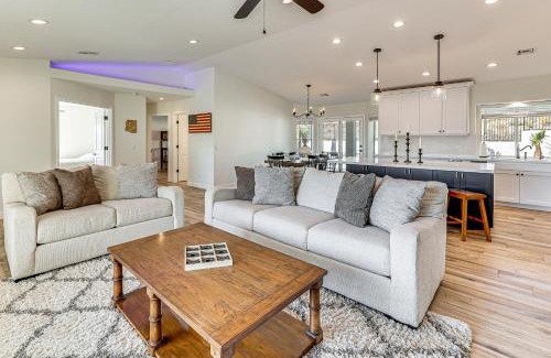 Lake Havasu City Casa | Fully Furnished Poolside Oasis 5 Mi to Lake Havasu