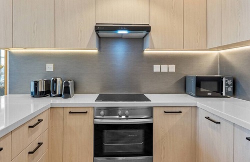 Downtown Dubai Apartamento | Fully refurbished 2bedroom Steps from Burj Khalifa