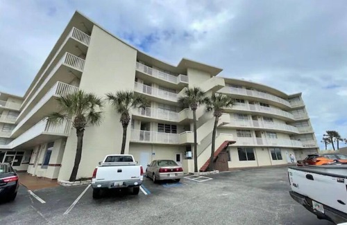Bostwick Park Apartamento | Fully remodeled 1 bedroom studio