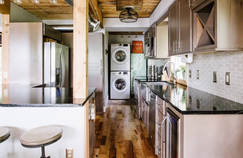 Nellysford Casa | Totalmente renovado y nuevo en el mercado, un montón de actualizaciones y hermosas vistas!