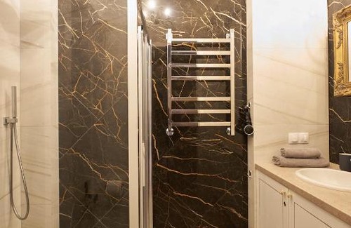 Minsk City Centre Apartamento | Fully Renovated 2Bdr Apt in the Heart of Minsk