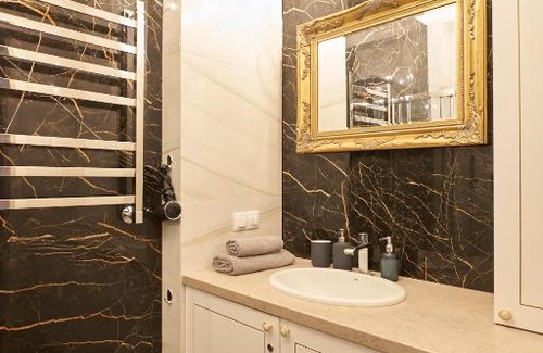 Minsk City Centre Apartamento | Fully Renovated 2Bdr Apt in the Heart of Minsk
