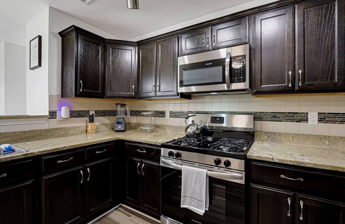 Biggs Field Casa | Fully Renovated 3-Bedroom Home with Modern Upgrades, Spacious Yard