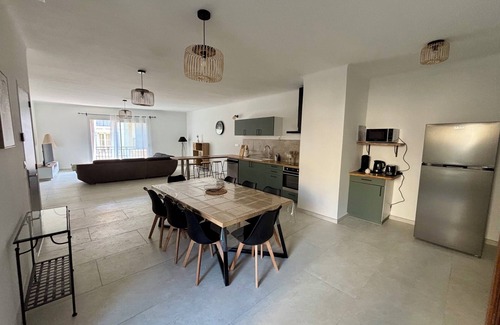 Saint-Cannat Apartamento | Fully renovated, air-conditioned 6-person apartment