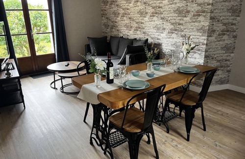 Doville Casa | Fully renovated country house. Quiet location for a family holiday
