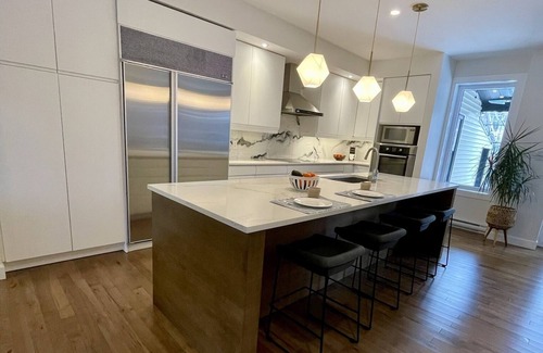 Verdun Casa | Fully renovated modern family home. 1 min walk to waterfront!