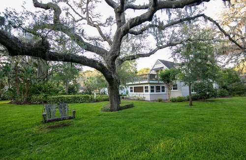 Sanford Apartamento | Apartamento "Old Florida" completamente renovado