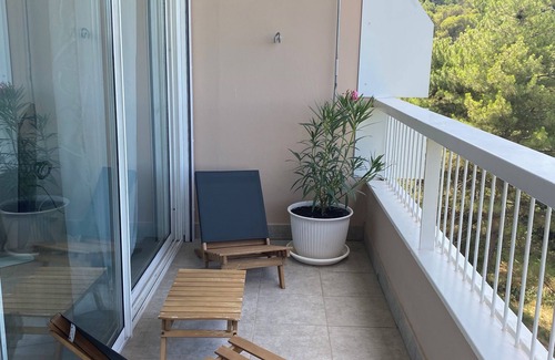 Mondragon Apartamento | Fully renovated T4 apartment in gated community