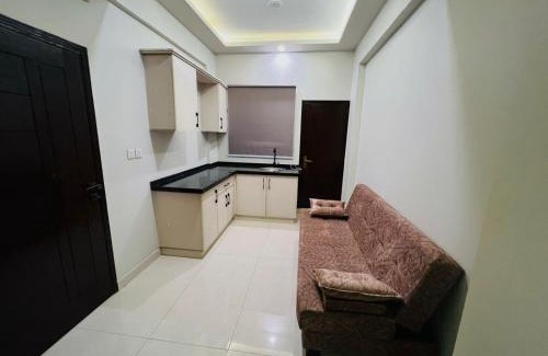 Karachi Apartamento | Fully Serviced One-Bed Apartment