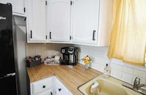 Wichita Casa | Fully Stocked W/ Amenities - King Bed W/ W&D!