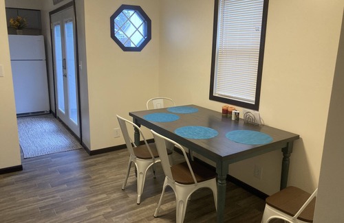 Demotte Casa | Fully updated in the spring of 2022 and located right in the middle of town.