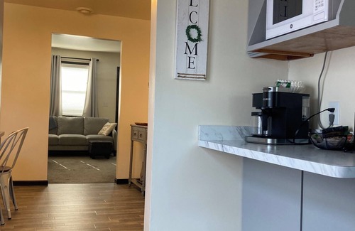 Demotte Casa | Fully updated in the spring of 2022 and located right in the middle of town.