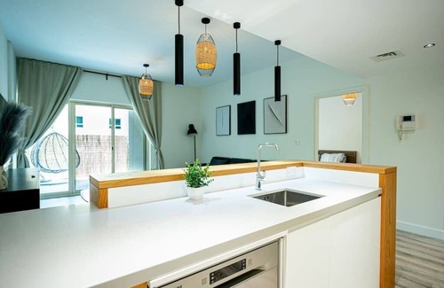 The Greens Apartamento | Fully Upgraded | Large Terrace | Extra Sofa Bed